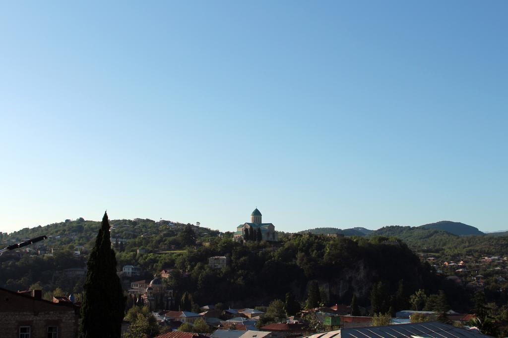 Guesthouse Panorama Kutaisi Bagian luar foto