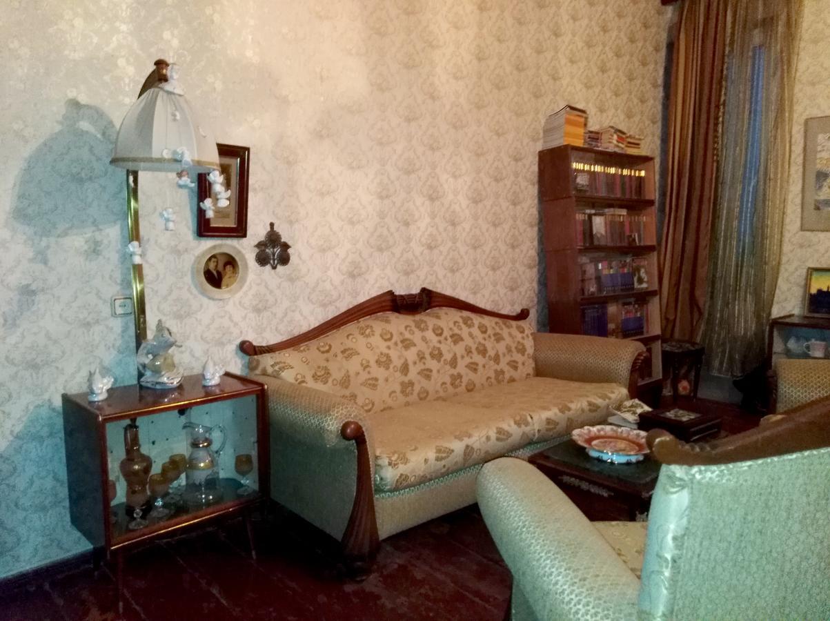 Guesthouse Panorama Kutaisi Bagian luar foto